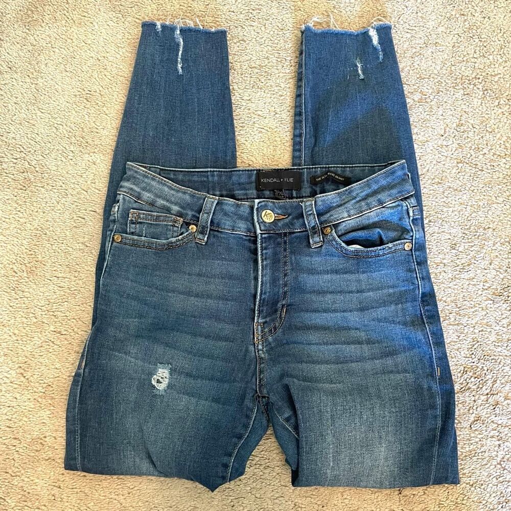 Kendall + Kylie highest rise skinny blue jeans - size 3 - 26 waist